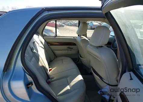 2005 Mercury Grand Marquis Gs from USA, damaged, VIN 2MEFM74W85X635271